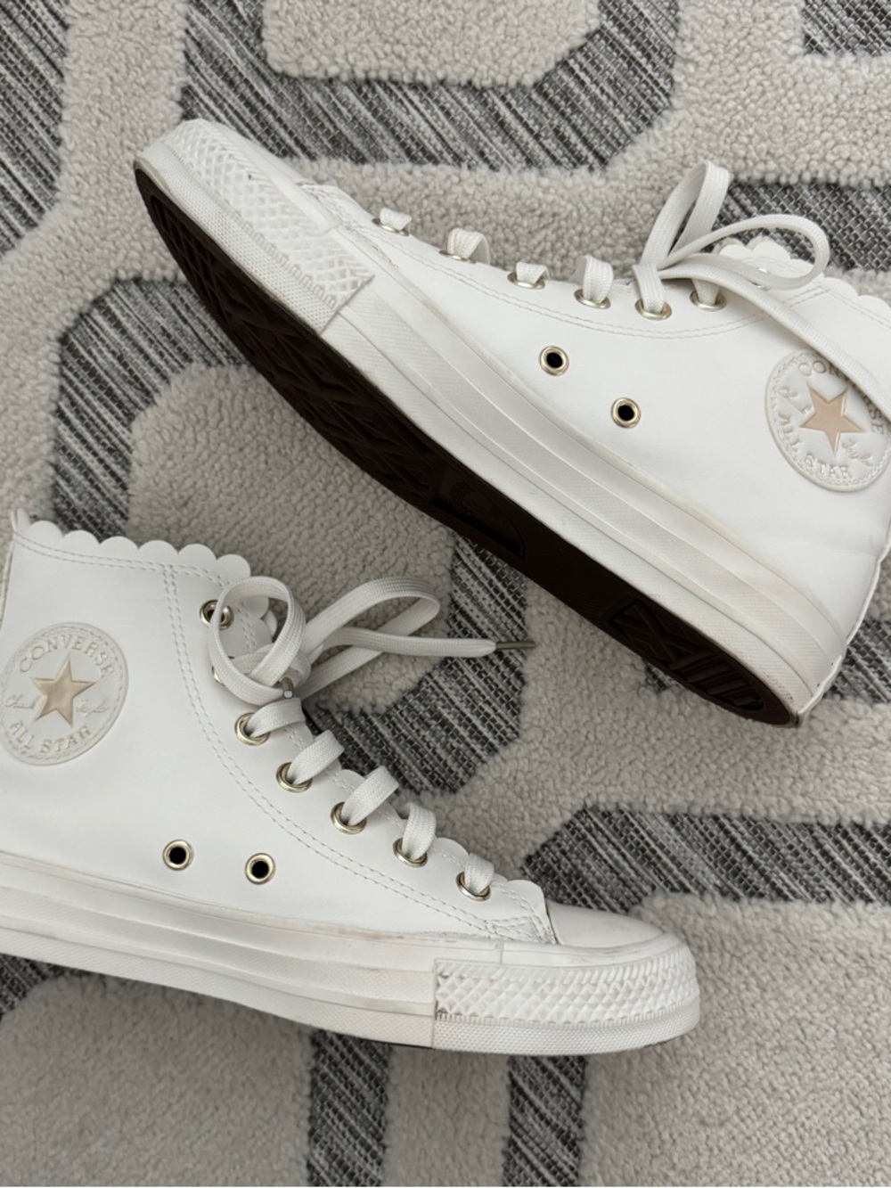 White leather Converse with scallops